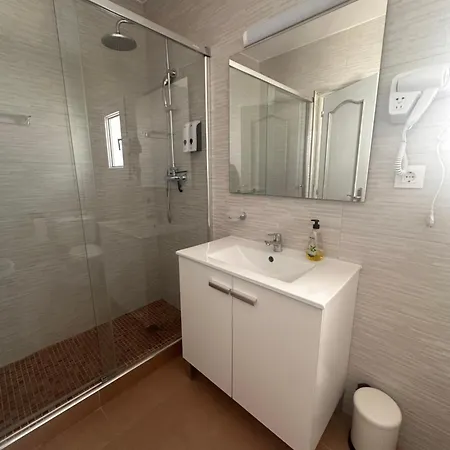 Iri N3 Con Un Bano Compartido Y Balcon Bed & Breakfast Pineda de Mar