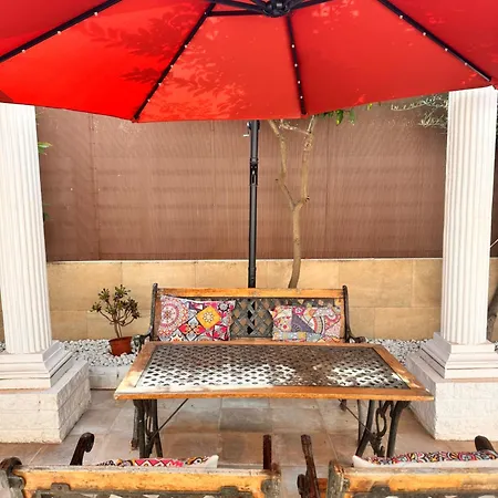 Iri N3 Con Un Bano Compartido Y Balcon Bed & Breakfast 3*